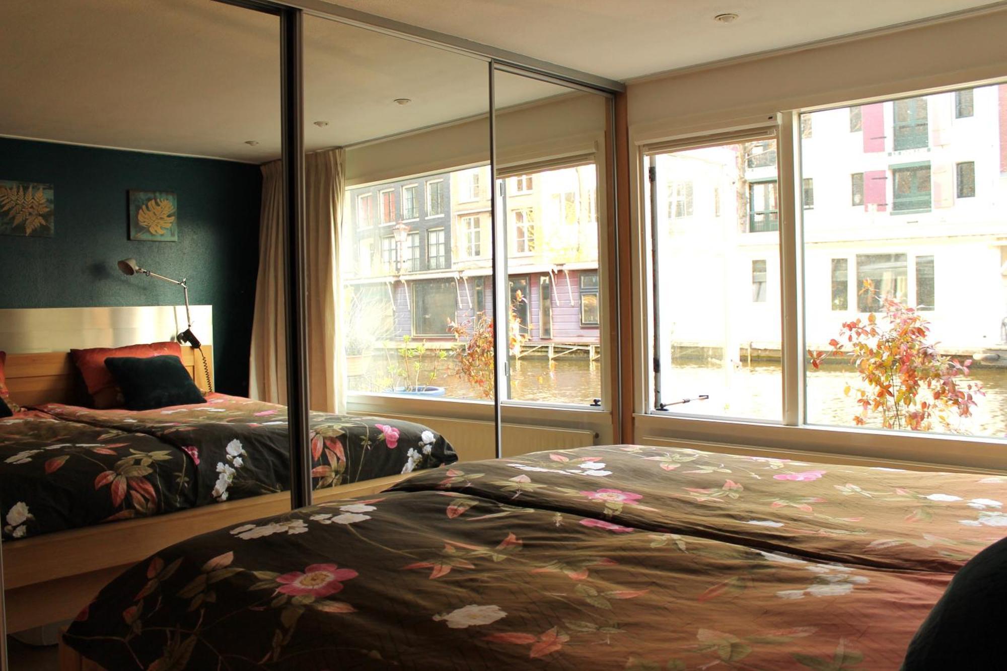 Houseboat Orpheus Bed & Breakfast อัมสเตอร์ดัม ภายนอก รูปภาพ
